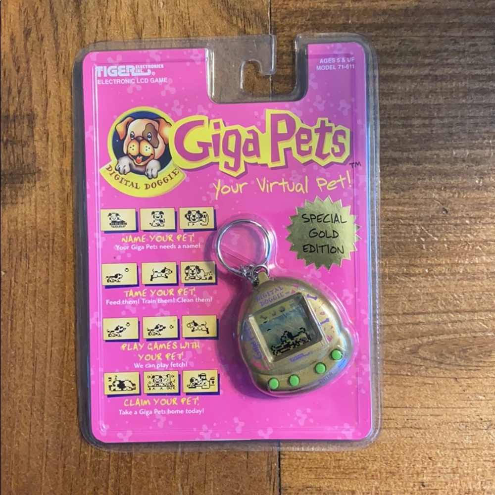 Giga Pet Digital Doggie